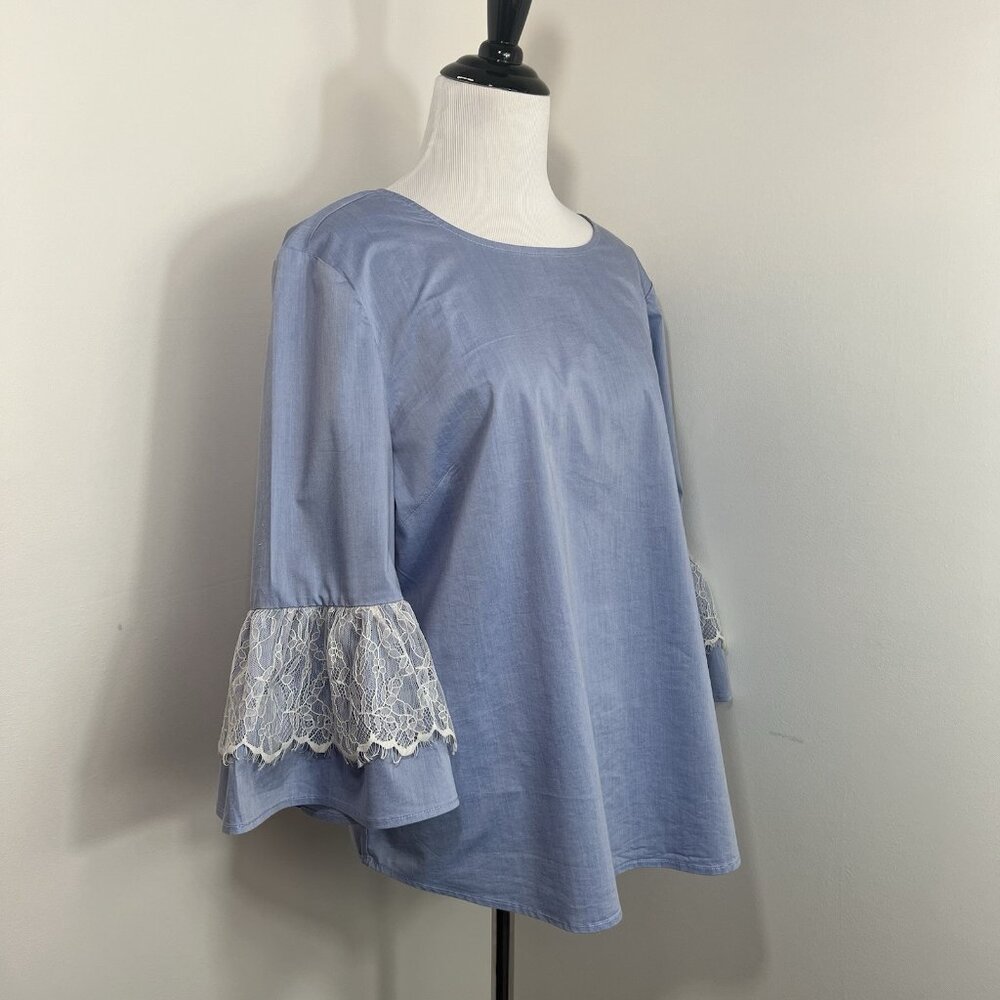NYC NEW YORK & COMPANY Women's Blue White Top Lace 3/4 Bell Sleeve M Oversized - Picture 3 of 13